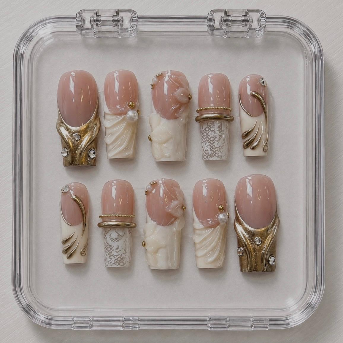 Golden Safari press-on nails